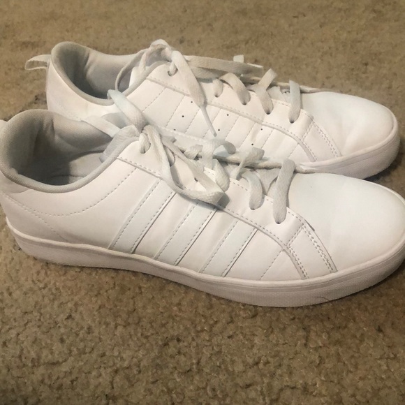 White Adidas - Picture 5 of 8